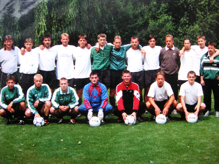 fb_1_Aufstieg-i-d-Oberliga-2001